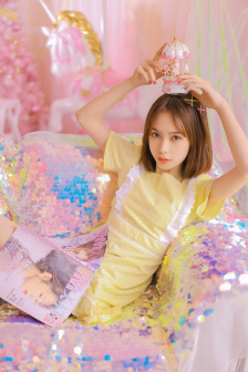 女式开襟睡衣裙子做双人运动